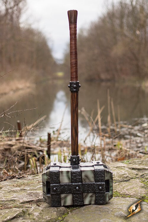 Marteau de Pierre pour GN – Force brute, style primitif