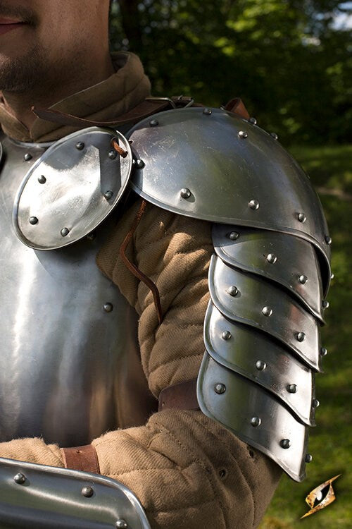 Warrior Spaulders