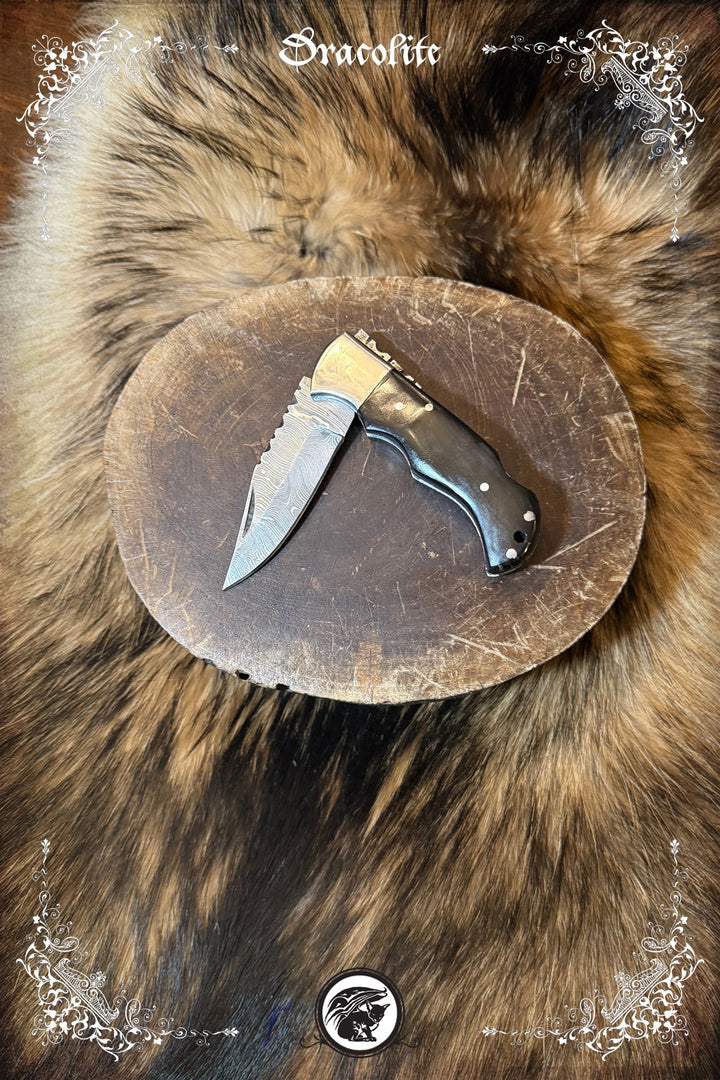 Couteau pliant de poche – lame acier damas