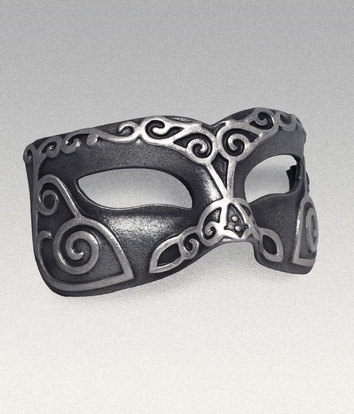 Medium Spiral Mask