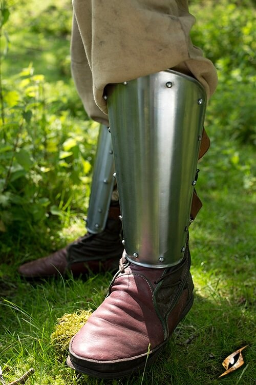 Warrior Greaves